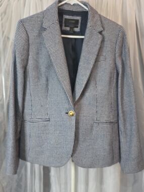 #233 J. Crew Navy and White Houndstooth Blazer